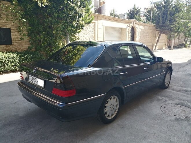 Mercedes C 200 1999, 257,000 km - 2.0 l - Bakı