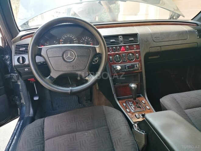Mercedes C 200 1999, 257,000 km - 2.0 l - Bakı