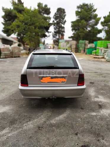 Mercedes C 220 2000, 330,000 km - 2.2 л - Bakı