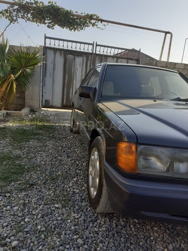 Mercedes 190 1991, 123,543 km - 1.8 l - Sumqayıt