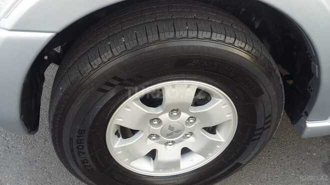 Mitsubishi Pajero 2003, 170,000 km - 3.0 l - Sumqayıt