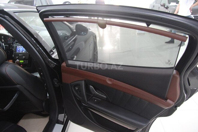 Maserati Quattroporte 2013, 25,000 km - 4.7 l - Bakı