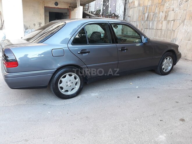Mercedes C 180 1995, 394,000 km - 1.8 л - Bakı
