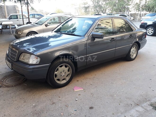 Mercedes C 180 1995, 394,000 km - 1.8 л - Bakı