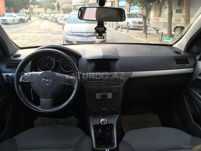 Opel Astra 2006, 158,000 km - 1.3 l - Bakı