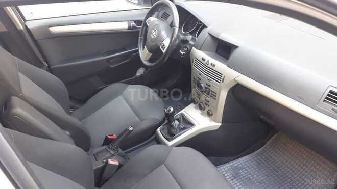 Opel Astra 2009, 215,000 km - 1.3 l - Bakı