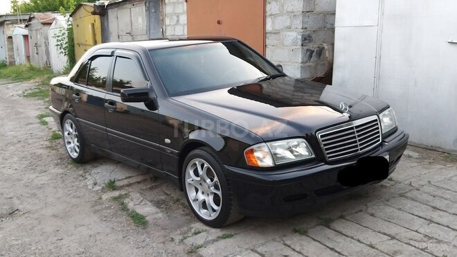 Mercedes C 220 1999, 198,600 km - 2.2 л - Xızı