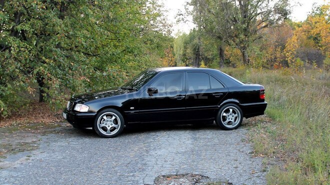 Mercedes C 220 1999, 198,600 km - 2.2 л - Xızı