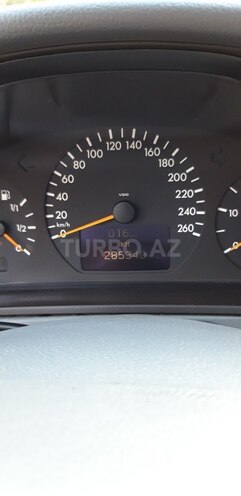 Mercedes E 220 2000, 285,000 km - 2.2 l - Bakı