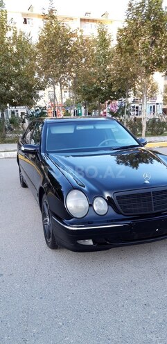 Mercedes E 220 2000, 285,000 km - 2.2 l - Bakı