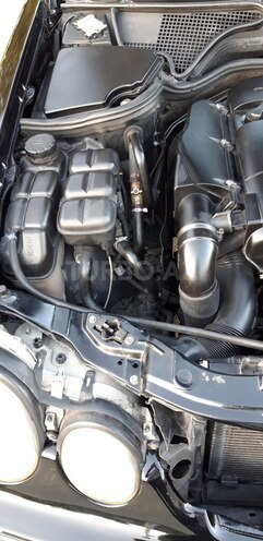 Mercedes E 220 2000, 285,000 km - 2.2 l - Bakı