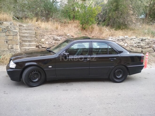 Mercedes C 240 1998, 290,000 km - 2.4 l - Bakı