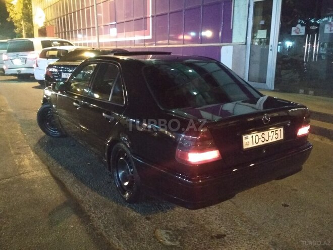 Mercedes C 240 1998, 290,000 km - 2.4 l - Bakı