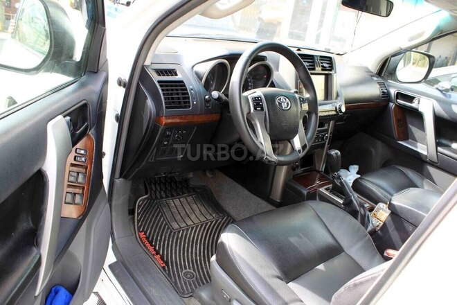 Toyota Prado 2010, 156,000 km - 2.7 l - Bakı