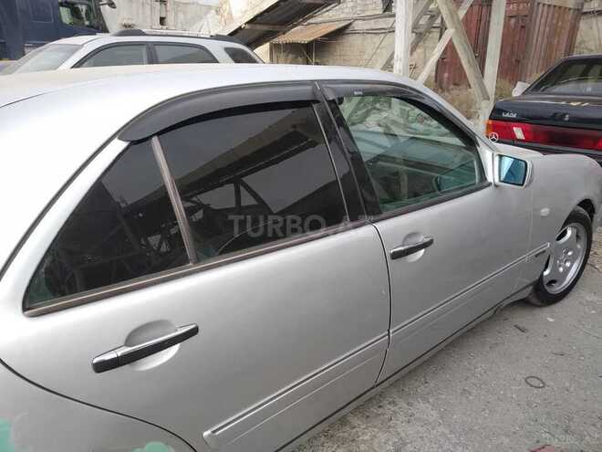 Mercedes E 230 1997, 300,000 km - 2.3 l - Bakı