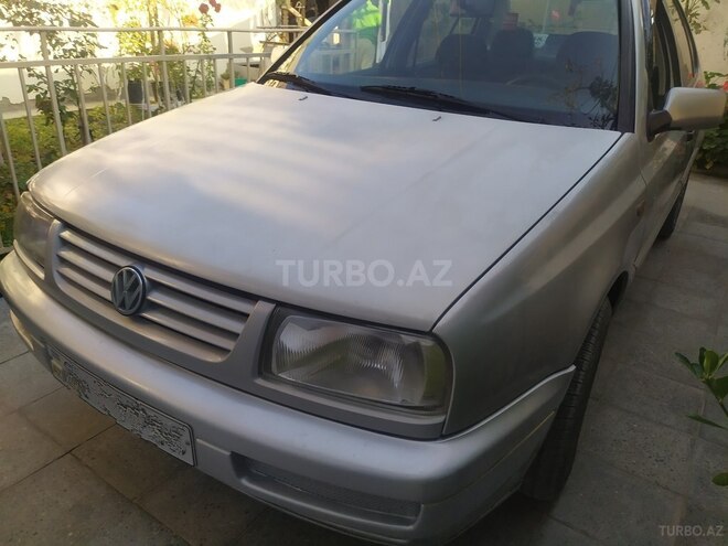 Volkswagen Vento 1996, 257,000 km - 2.0 л - Bakı