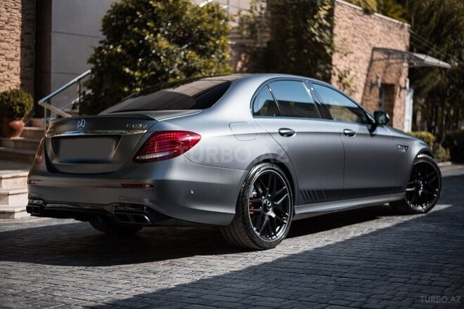 Mercedes  2017, 20,000 km - 4.0 l - Bakı