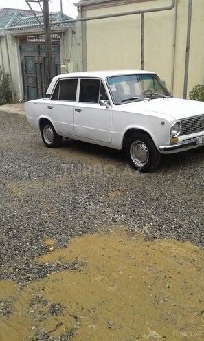 LADA (VAZ) 21011 1984, 300,000 km - 1.5 l - Bakı