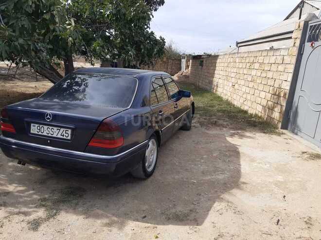 Mercedes C 220 1995, 280,000 km - 2.2 l - Sumqayıt