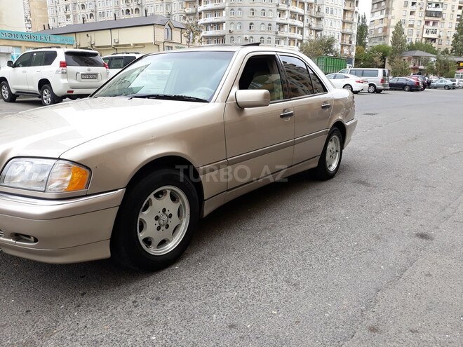Mercedes C 230 2000, 241,368 km - 2.3 l - Bakı