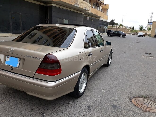 Mercedes C 230 2000, 241,368 km - 2.3 l - Bakı