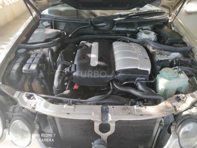 Mercedes E 220 2001, 330,000 km - 2.2 l - Biləsuvar