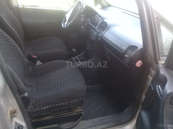 Opel Zafira 2000, 300,000 km - 1.8 л - Bakı