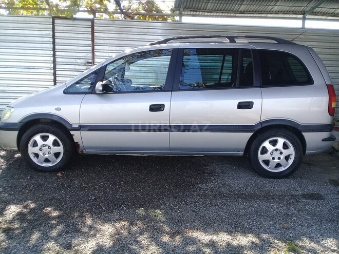 Opel Zafira 2000, 300,000 km - 1.8 л - Bakı