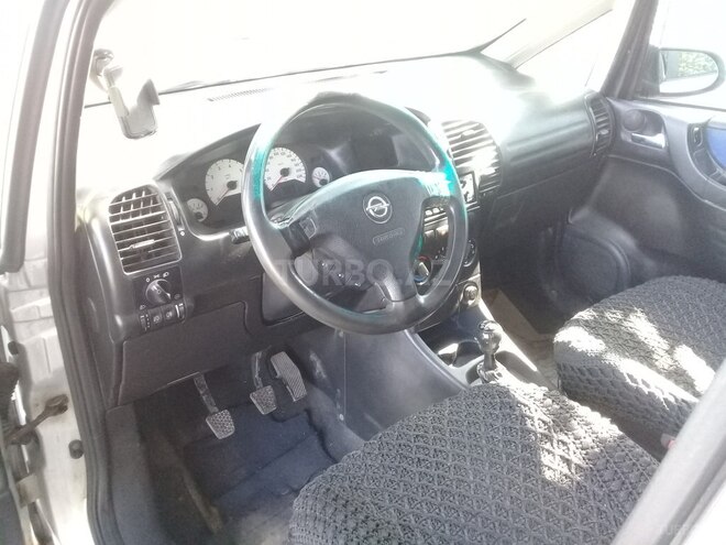 Opel Zafira 2000, 300,000 km - 1.8 л - Bakı