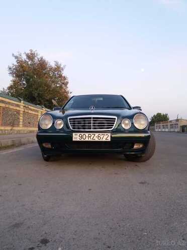 Mercedes E 220 2000, 340,555 km - 2.2 l - Qəbələ