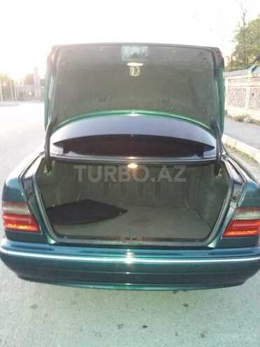Mercedes E 220 2000, 340,555 km - 2.2 l - Qəbələ