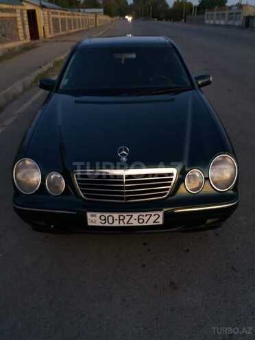 Mercedes E 220 2000, 340,555 km - 2.2 l - Qəbələ