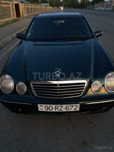 Mercedes E 220 2000, 340,555 km - 2.2 l - Qəbələ