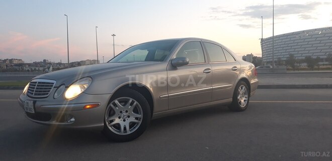 Mercedes E 320 2004, 295,000 km - 3.2 л - Bakı