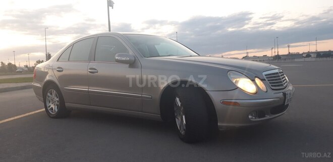 Mercedes E 320 2004, 295,000 km - 3.2 л - Bakı