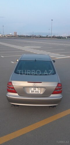 Mercedes E 320 2004, 295,000 km - 3.2 л - Bakı