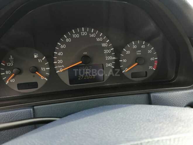Mercedes E 240 1999, 272,603 km - 2.4 l - Bakı