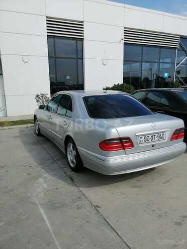 Mercedes E 240 1999, 272,603 km - 2.4 l - Bakı