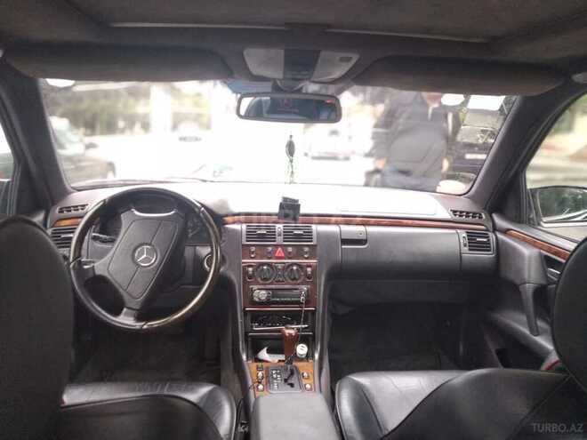 Mercedes E 280 1998, 434,000 km - 2.8 l - Bakı