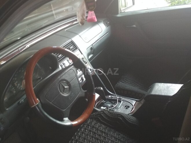 Mercedes C 220 1994, 557,770 km - 2.2 l - Quba