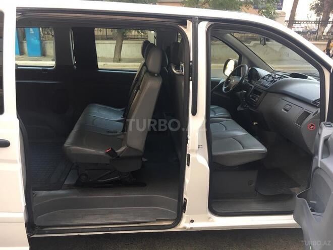 Mercedes Vito 115 2009, 305,000 km - 2.2 l - Bakı