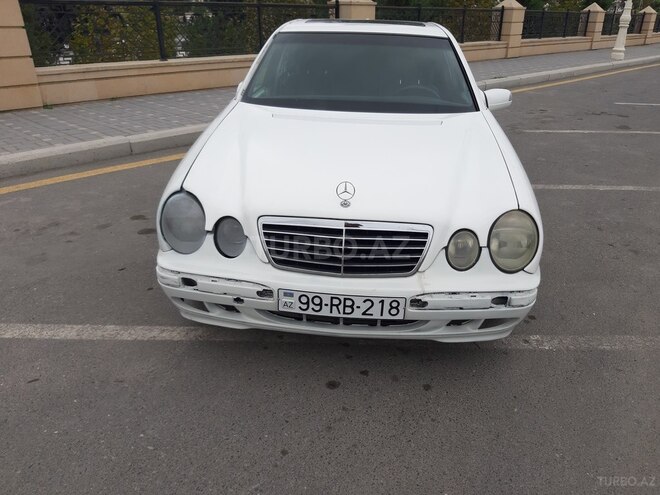 Mercedes E 240 2001, 228,500 km - 2.4 l - Bərdə