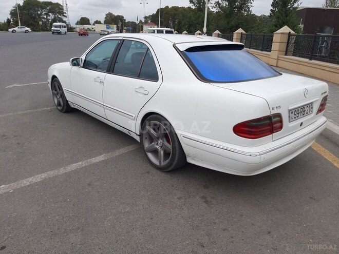 Mercedes E 240 2001, 228,500 km - 2.4 l - Bərdə