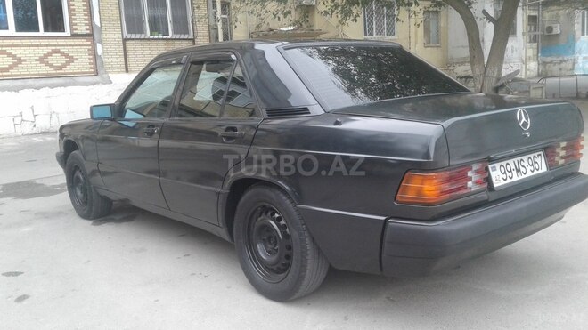 Mercedes 190 1992, 293,456 km - 1.8 л - Bakı