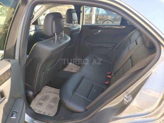 Mercedes E 220 2011, 215,000 km - 2.2 l - Bakı