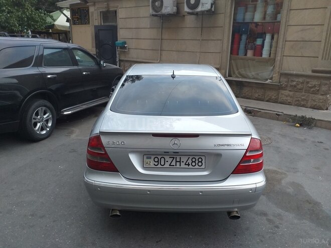 Mercedes E 200 2005, 245,000 km - 2.0 л - Bakı