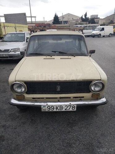 LADA (VAZ) 21011 1981, 200,000 km - 1.6 л - Bakı