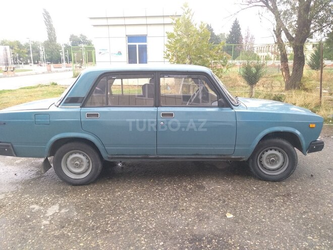 LADA (VAZ) 2107 2004, 100,000 km - 1.6 l - Şabran