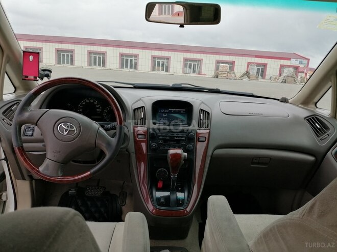 Toyota Harrier 2001, 270,000 km - 2.4 л - Bakı
