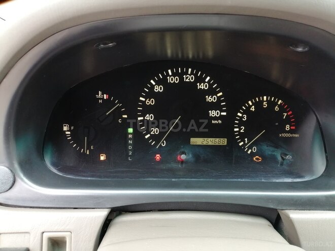 Toyota Harrier 2001, 270,000 km - 2.4 л - Bakı